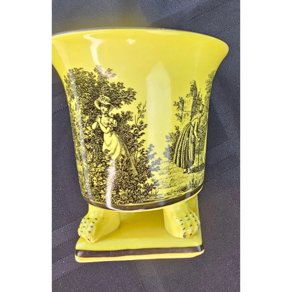 Vintage 1960s Italian Regency Mottahedda for Creil Small Cache Pot Yellow/ Black